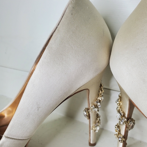 Badgley Mischka Kiara Crystal Back Pump SZ 8.5 - Picture 3 of 9